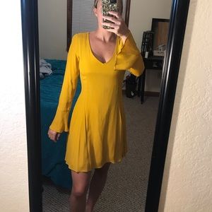 Yellow Old Navy Dress 🌻